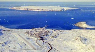 Проект «Ледяной червь»: подледный город с 600 ядерными ракетами